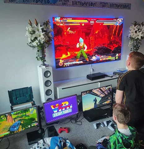Multiplayer gaming experience for groups